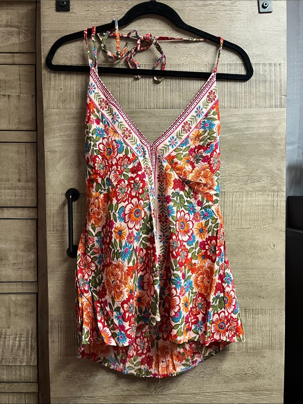 Floral Print V-Neck Spaghetti Strap Tank Top - Multicolor